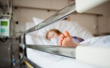 В селе Виноградное маленький ребёнок сломал бедро ребёнок, Красное