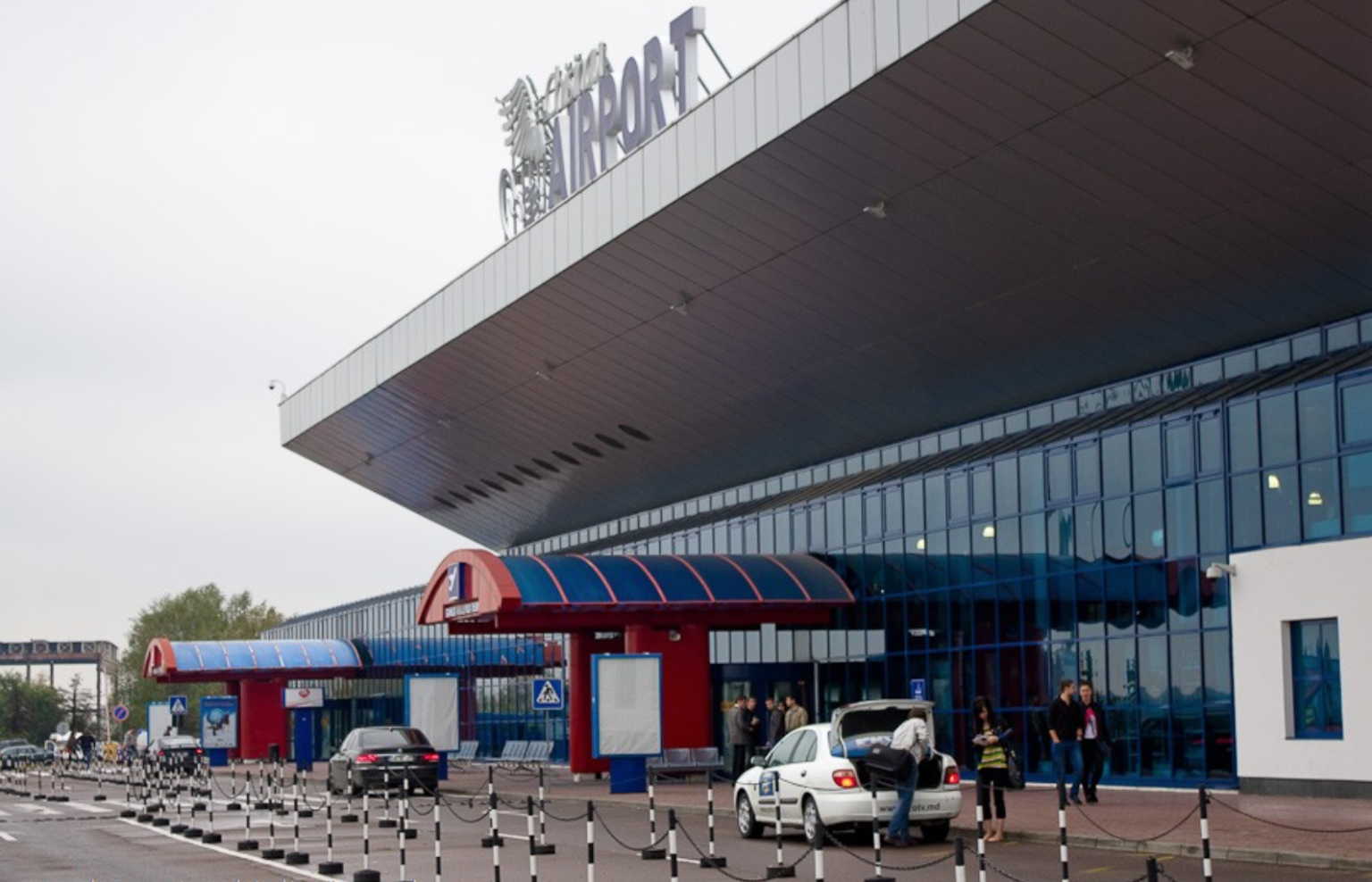 Аэропорт Кишинев. Международные аэропорты Молдавии. Chisinau аэропорт Молдова. Аэропорт Кишинев фото. Аэропорт кишинев сегодня