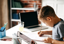 В Молдове школьники зимой возможно будут учиться онлайн Молдове школьники онлайн обучение зимой