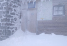 Украину заметает снегом, Молдову заливает дождями снегопад снегом Украину