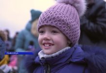 В парке «Набережный» в Рыбнице прошло открытие ёлки