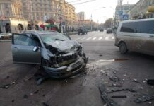 В центре Тирасполя столкнулись две иномарки ДТП, Тирасполь, иномарки