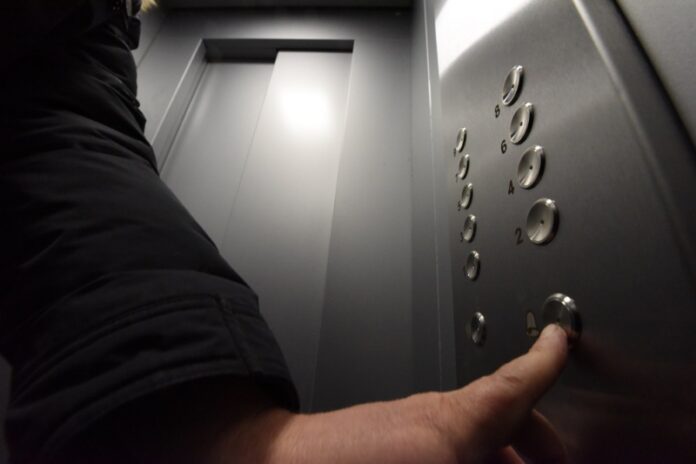 механизм начисления платы за техобслуживание лифтов