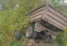 Водитель выпрыгнул на ходу из автомобиля авария, водитель