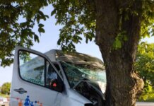 На трассе произошла серьёзная авария с угрозой взрыва ДТП