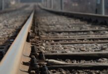 Молдавская сторона демонтирует железнодорожную ветку в районе речного порта у села Варница железная дорога, Варница, речной порт