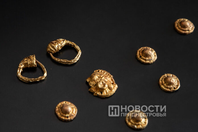 скифская гробница, тайник