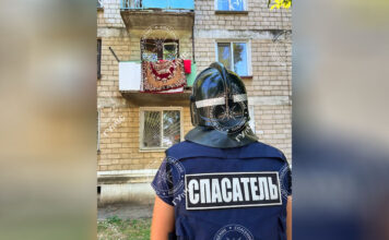 В Бендерах 2-летний ребенок едва не упал с балкона спасатели, ребенок, случай
