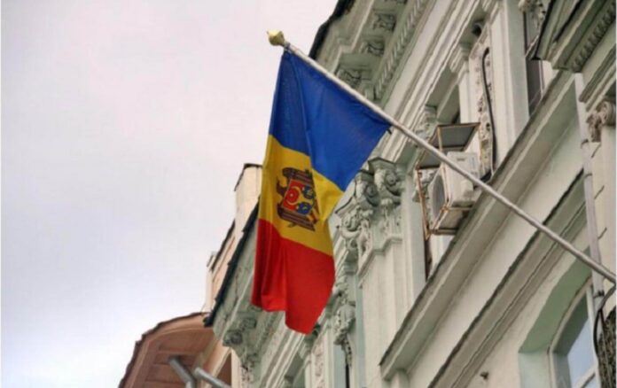 Фото: ukrinform.ua соглашение, парламент Молдовы, граждане, консульская помощь