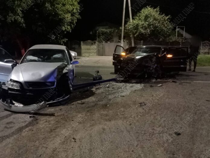 Девушка устроила ДТП ДТП, Мерседес, Опель, Слободзея