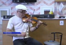 В гостях у подопечных «Хэсэд Рахель» побывал музыкант Игорь Ликий