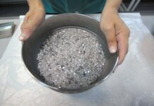 Россия, ОАЭ и Европа: производство алмазов и экспорт алмазы, Россия, производство