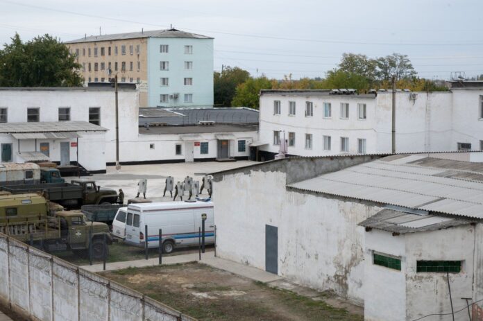 пенитенциарное учреждение, халатность, охранник