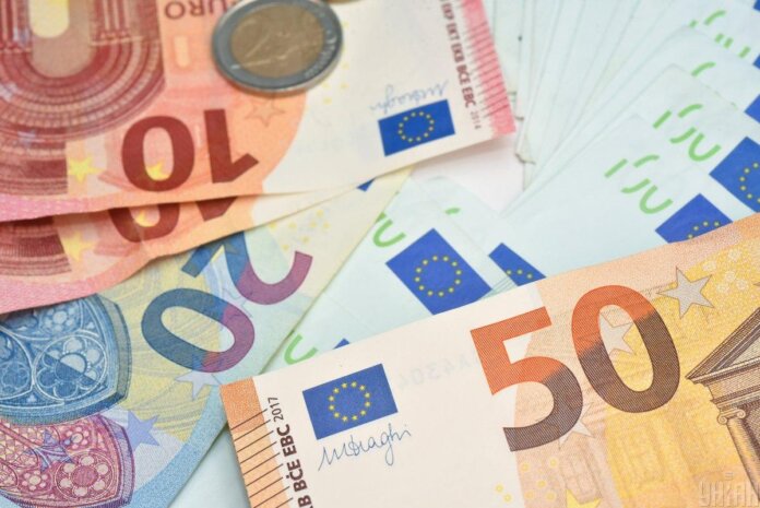 Банкноты номиналом 20 и 50 евро будут изыматься из обращения банкноты, евро, номинал, старый образец