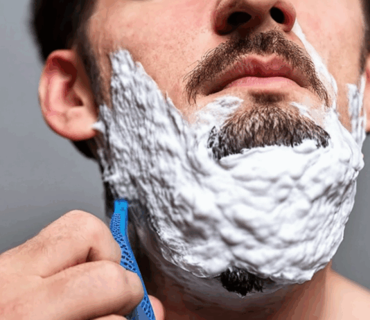 В Молдове обнаружена пена для бритья с токсичным веществом Пена для бритья. Фото ИИ kandinsky